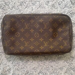 Louis Vuitton Trousse Toilette 28 Vintage Monogram Leather Toiletry Cosmetic Bag